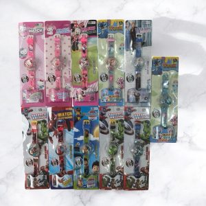 IHT-RELOJ PERSONAJE SURTIDO CON LUZ Y SONIDO