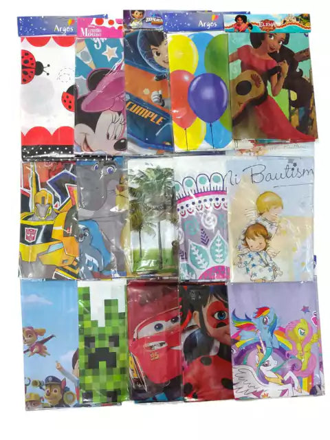 CL3-MANTELES DE PERSONAJE X 1