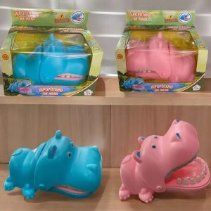 IHT-HIPOPOTAMO QUE MUERDE