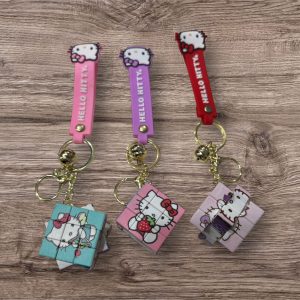 IHT-CUBO LLAVERO KITTY 3X3