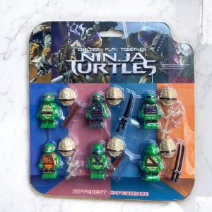 IHT-MUÑECO TORTUGA NINJA TIPO LEGO