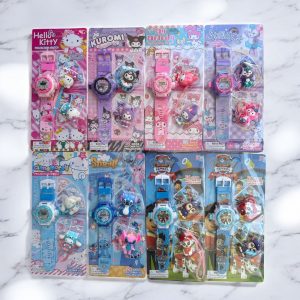 IHT-RELOJ PERSONAJE CON MUÑECO TIPO LLAVERRO