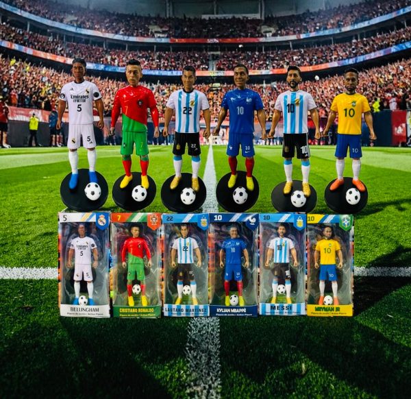 JUGADORES DE FUTBOL ARTICULADO EN CAJA x1